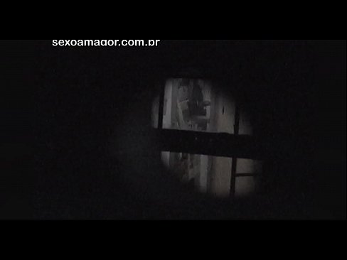 ❤️ Blondie viene segretamente filmato da un voyeur del quartiere nascosto dietro mattoni cavi Porno duroal it.truedating.top ❌
